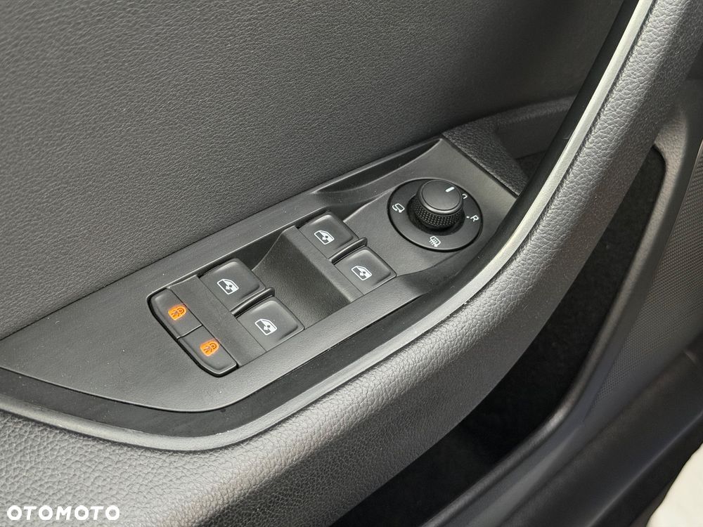 Skoda Superb 1.5 TSI mHEV Selection DSG - 36