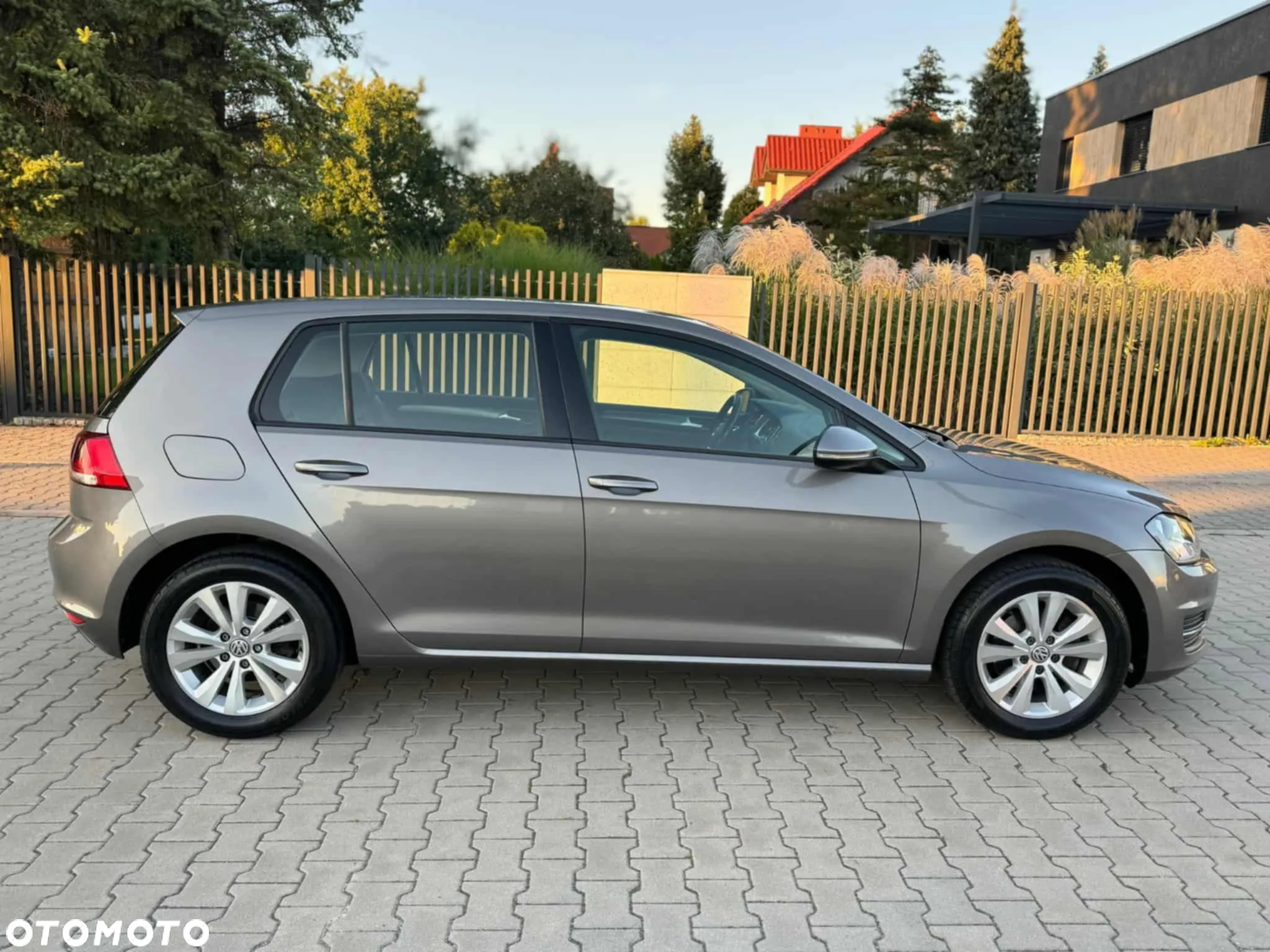 Volkswagen Golf VII 1.4 TSI BMT Highline DSG - 8