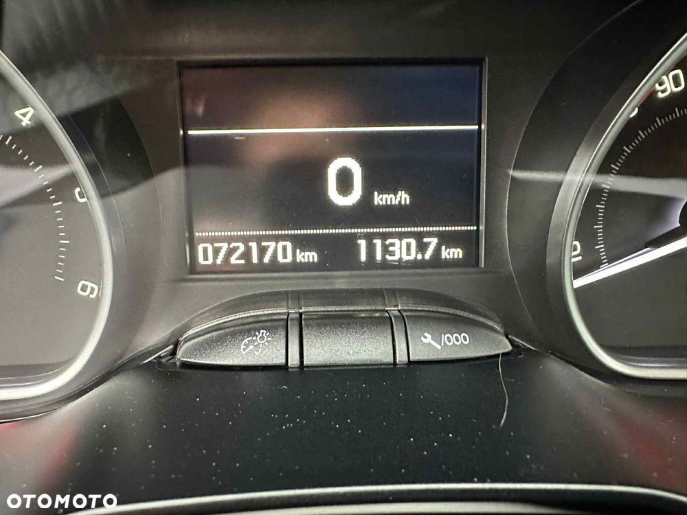 Peugeot 208 BlueHDi 100 Active Pack - 8