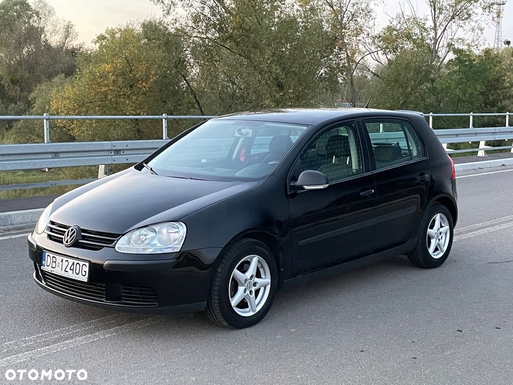 Volkswagen Golf - 2
