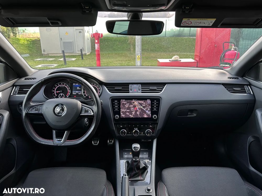 Skoda Octavia 2.0 TDI RS - 13