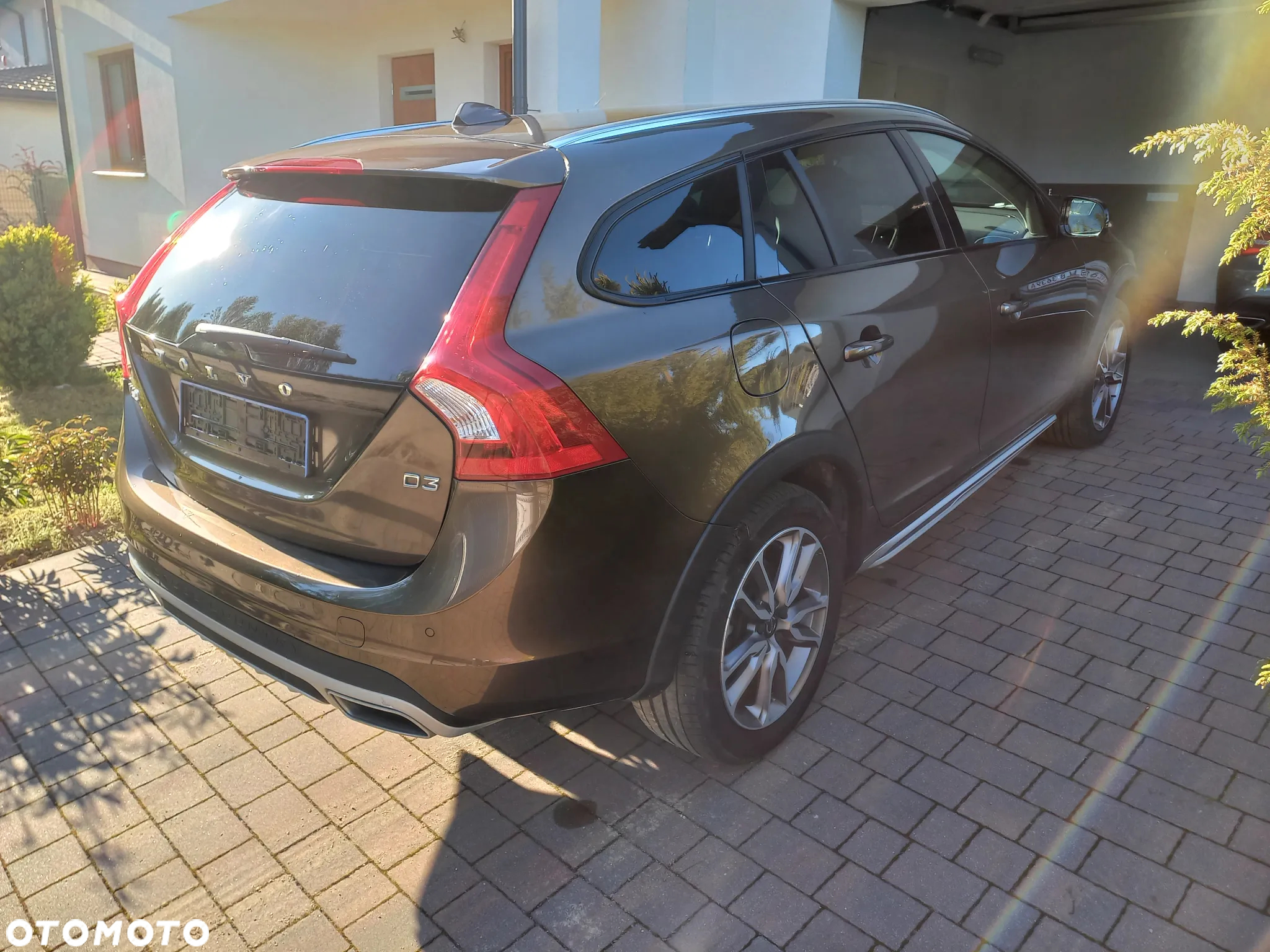 Volvo V60 Cross Country D3 Drive-E Momentum - 14