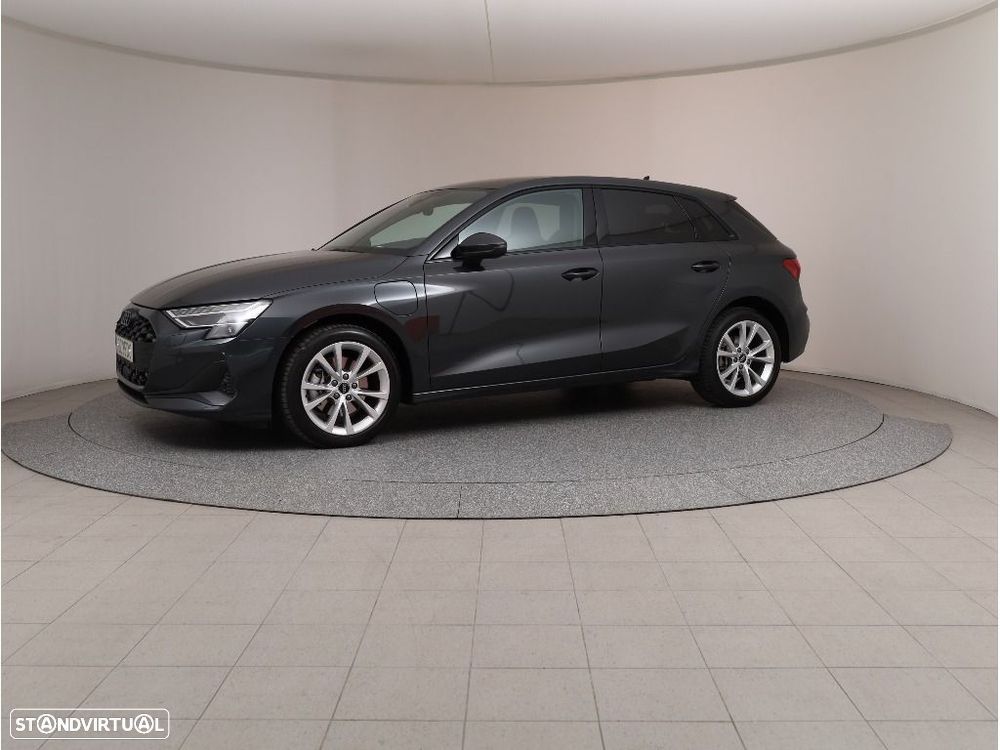 Audi A3 Sportback - 4