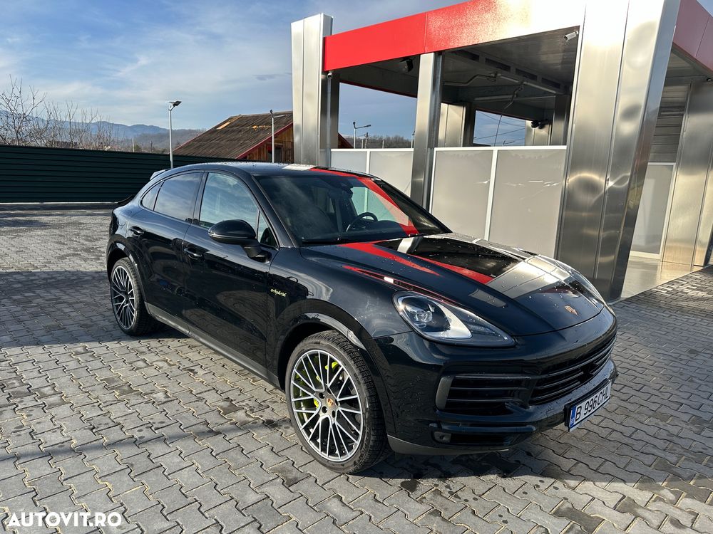 Porsche Cayenne - 1