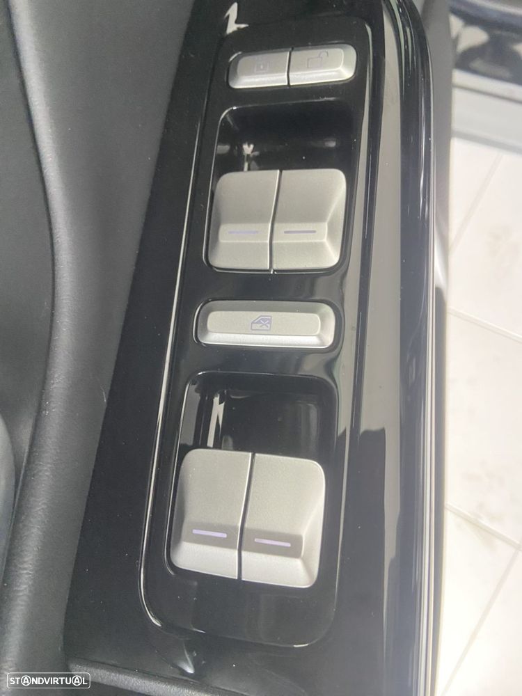 Xpeng G9 - 14