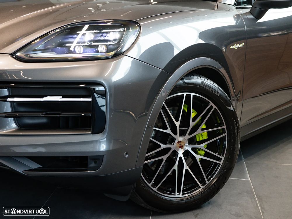 Porsche Cayenne E-Hybrid - 17