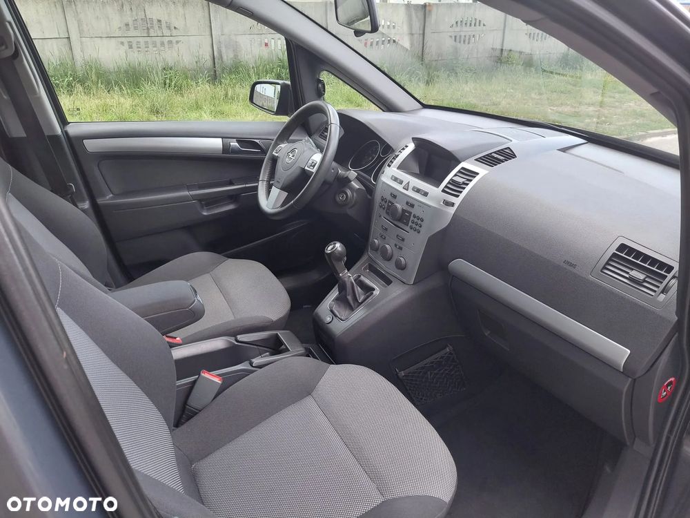 Opel Zafira 1.8 Active - 16