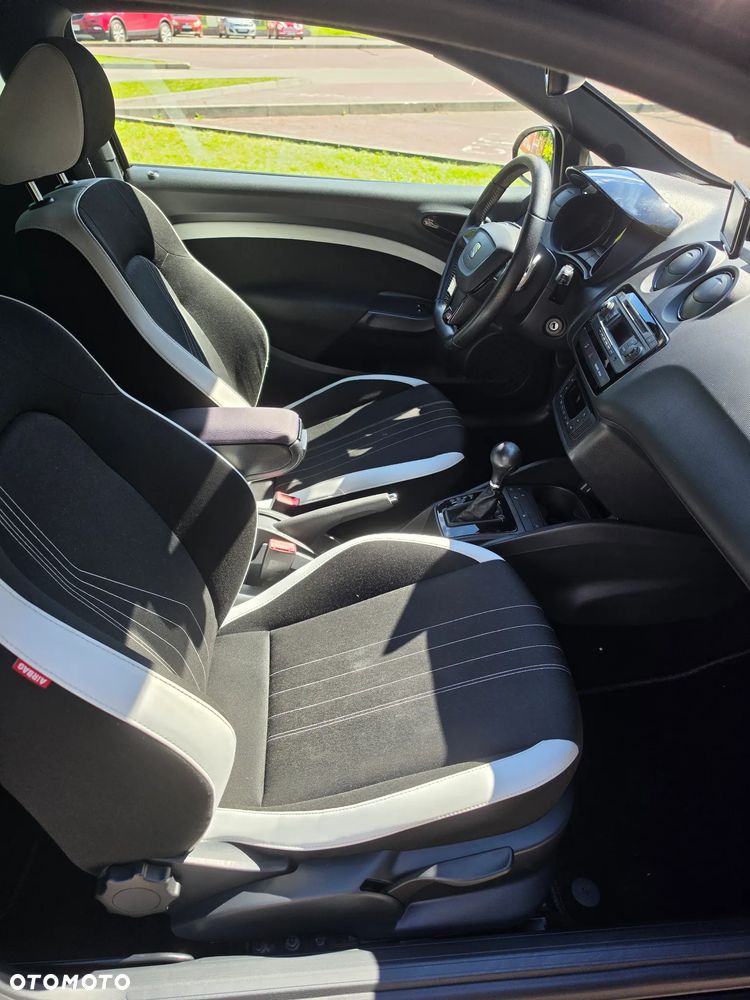 Seat Ibiza SC 1.4 TSI Cupra DSG - 4