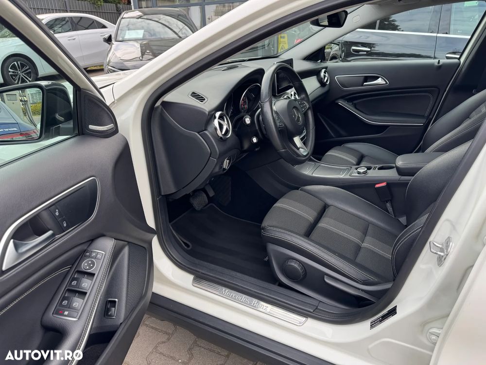 Mercedes-Benz GLA 200 d 4MATIC 7G-DCT Style - 5