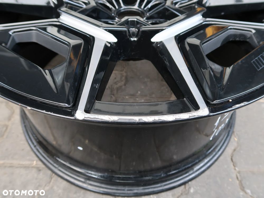 W7 Felga BMW XM G09 1543987 10x21et21 - 4