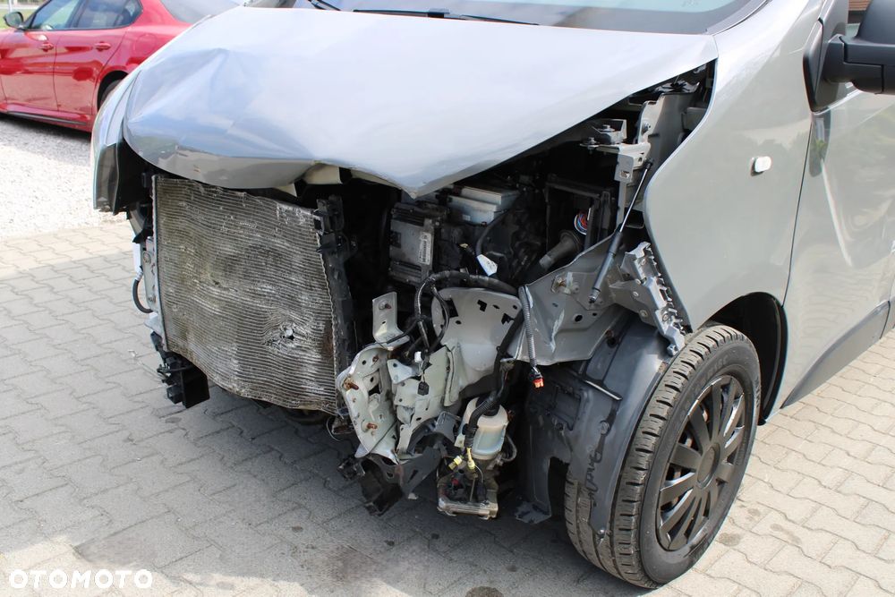 Opel Vivaro - 11