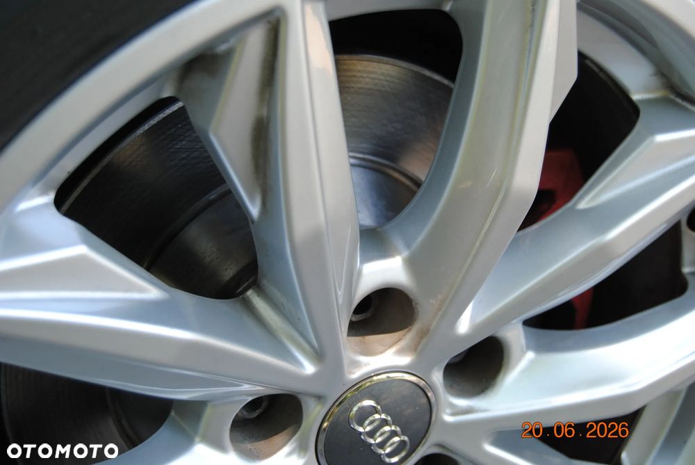 Audi A6 Limousine 2.4 - 33