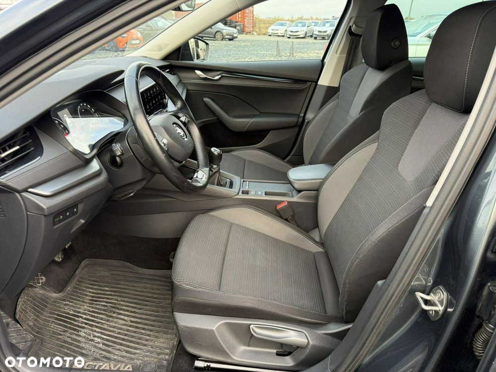 Skoda Octavia - 12