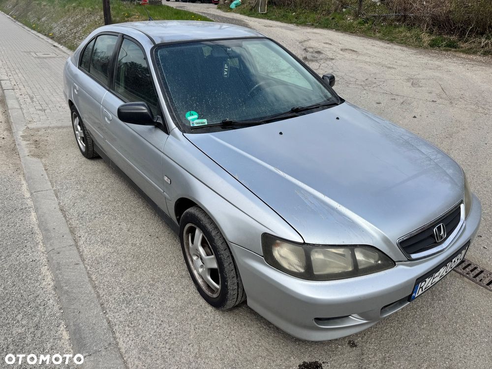 Honda Accord - 2