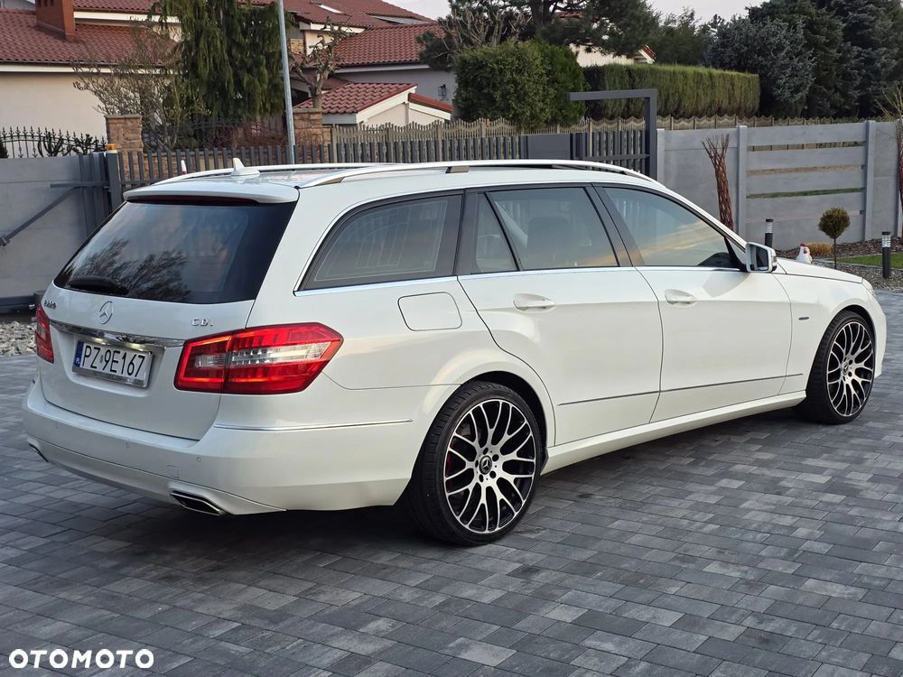 Mercedes-Benz Klasa E 220 CDI Automatik Avantgarde DPF BusinessEDITION - 32