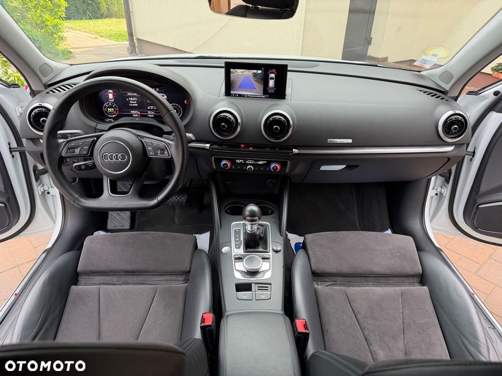 Audi A3 Sportback 2.0 TDI (clean diesel) quattro S tronic S line Sportpaket - 31