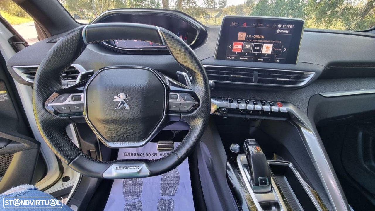 Peugeot 3008 1.5 BlueHDi GT Line EAT8 - 19
