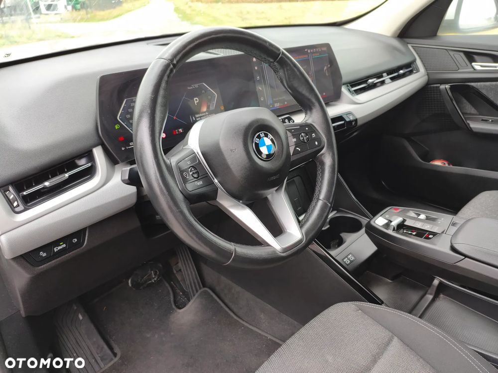 BMW X1 sDrive18i Sport Line - 28