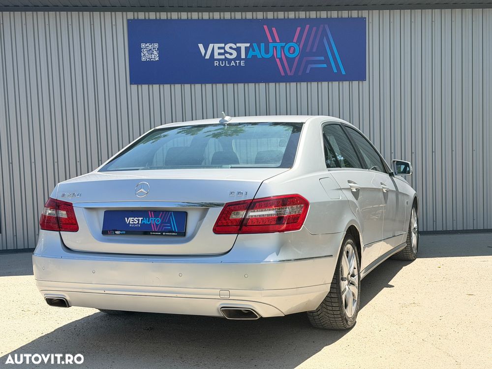 Mercedes-Benz E 250 CDI DPF BlueEFFICIENCY 7G-TRONIC Avantgarde - 4