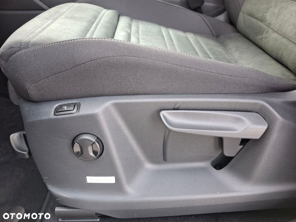 Volkswagen Touran 1.5 TSI EVO Comfortline DSG - 13