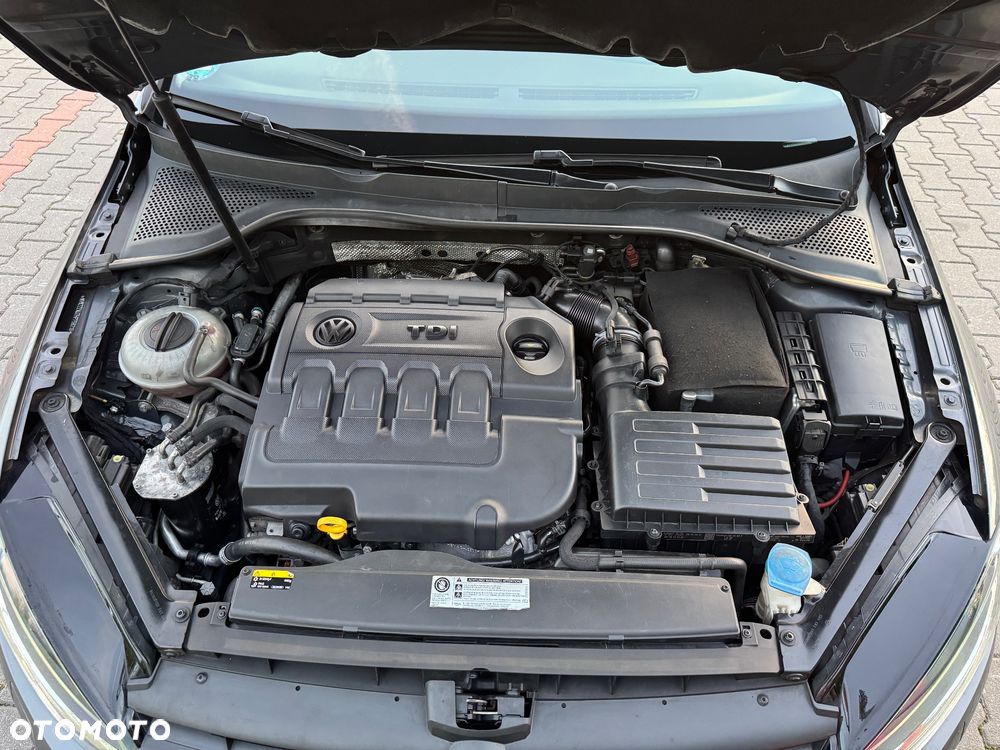 Volkswagen Golf 2.0 BlueTDI DSG Comfortline - 17