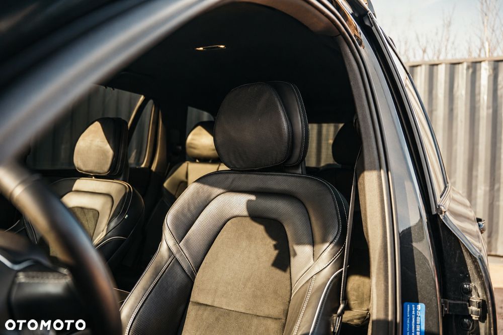 Volvo XC 90 B5 D AWD R-Design - 9