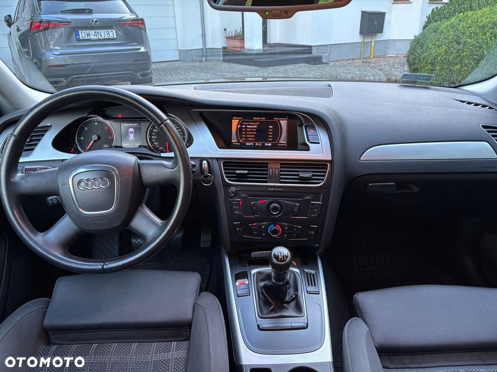 Audi A4 Avant 2.0 TDI DPF - 11