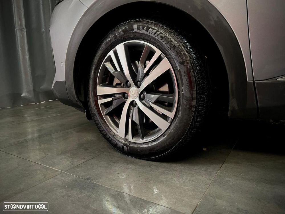 Peugeot 3008 1.6 Hybrid Allure Pack e-EAT8 - 8