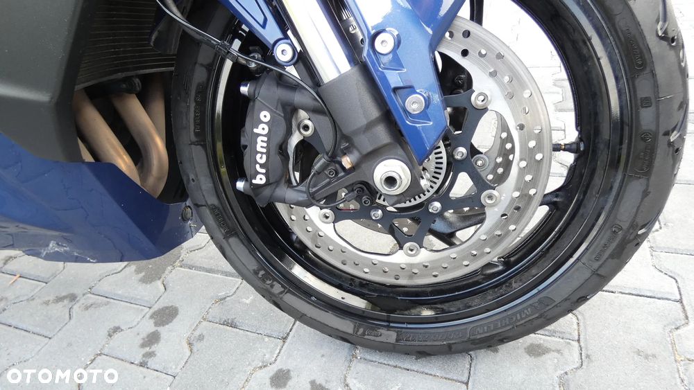 Suzuki GSX - 14