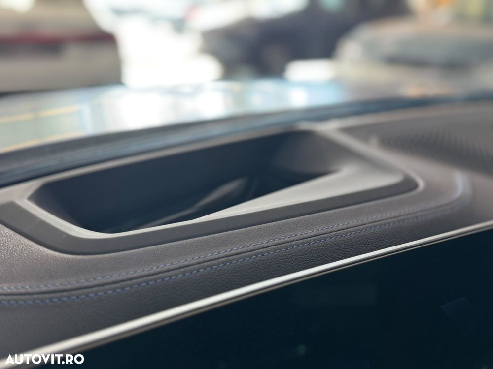 BMW i4 M50 Gran Coupe xDrive - 16