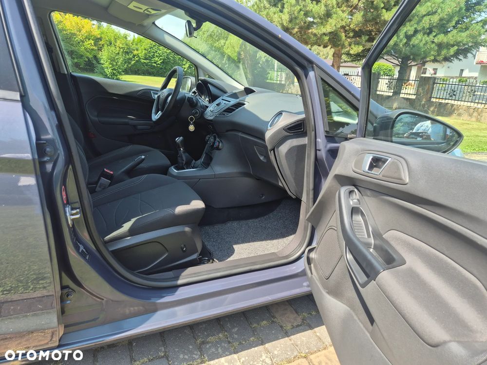 Ford Fiesta 1.25 Champions Edition - 21