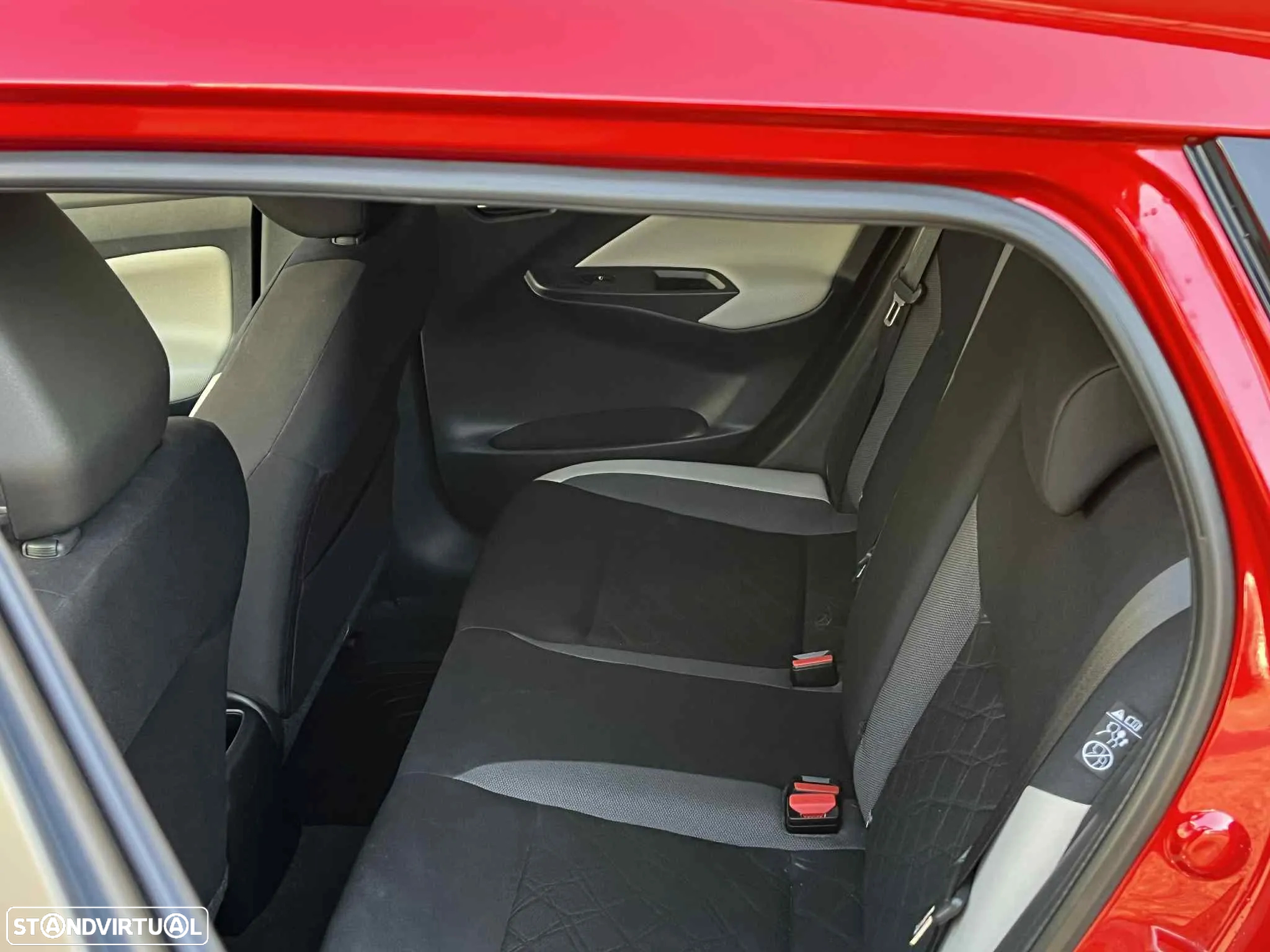 Nissan Micra 1.0 IG-T N-Connecta CVT - 34