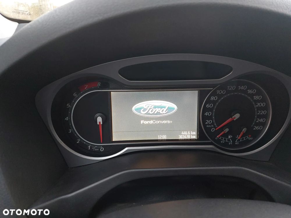 Ford Mondeo 2.0 Titanium - 34