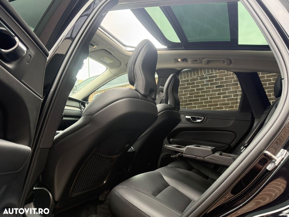 Volvo XC 60 B5 D AWD Geartronic Inscription - 12