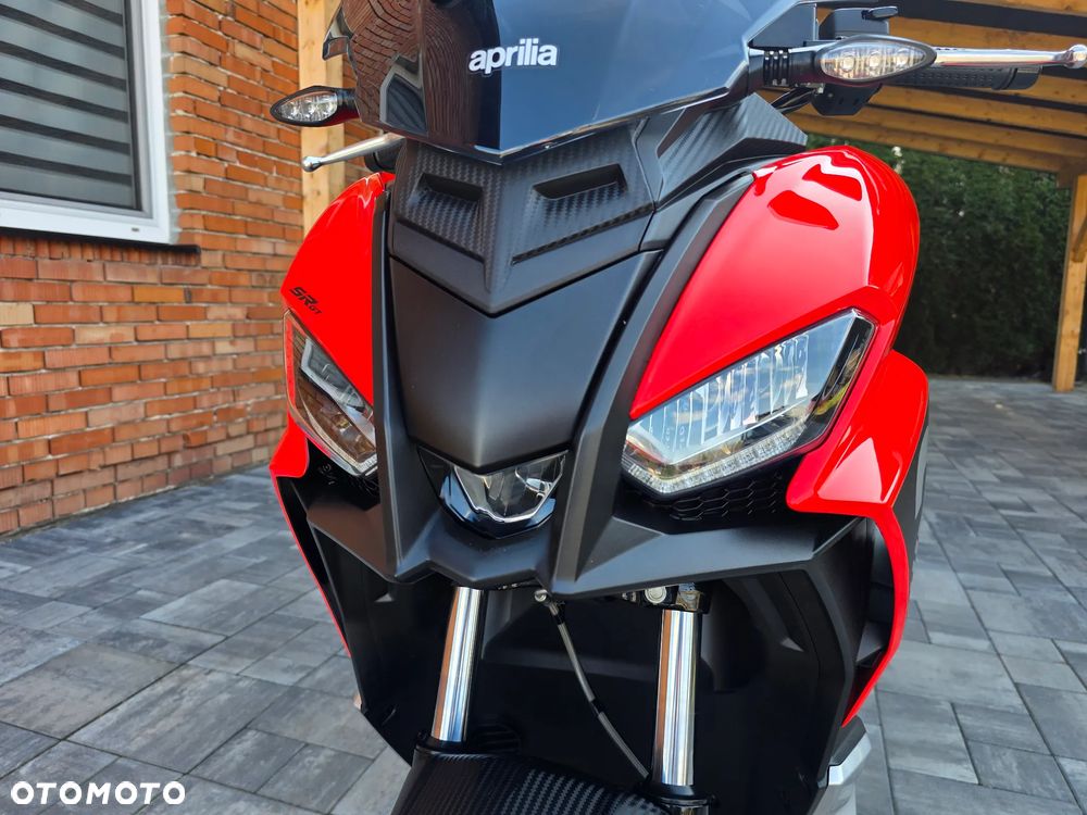 Aprilia SR - 12