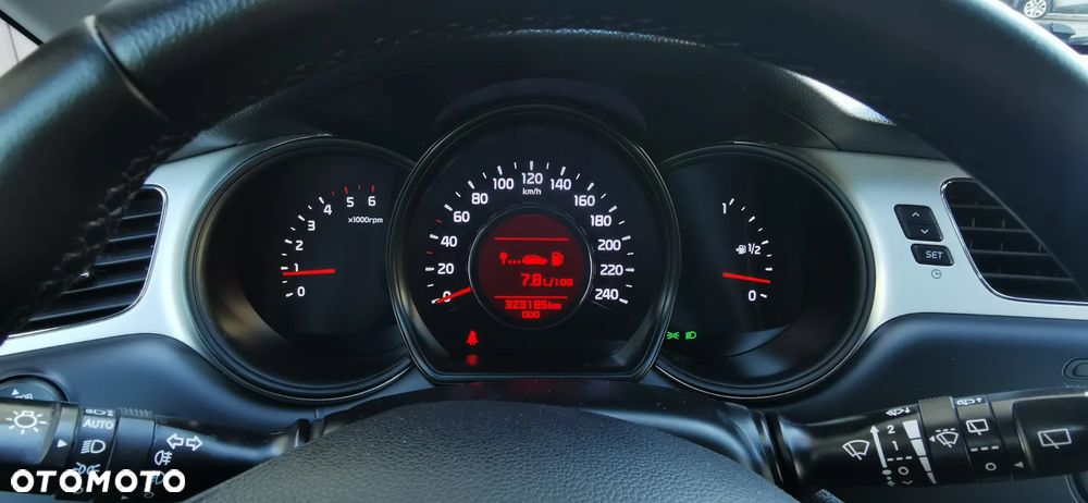 Kia Ceed 1.6 CRDi Business Line - 10