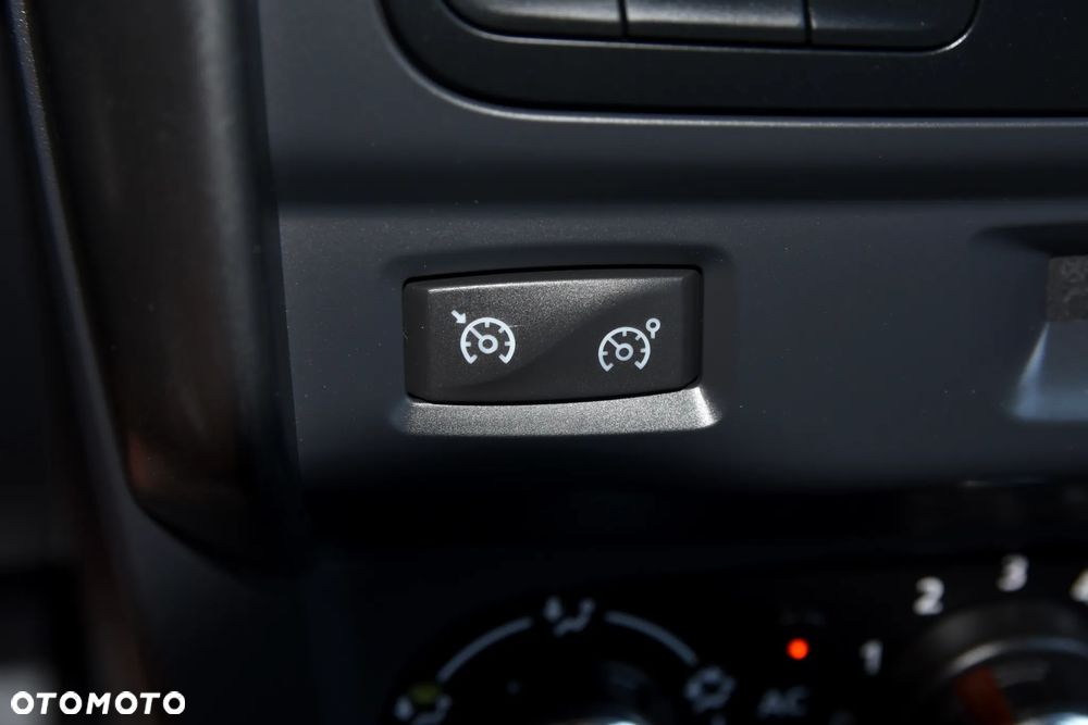 Dacia Duster 1.2 TCe Celebration - 24
