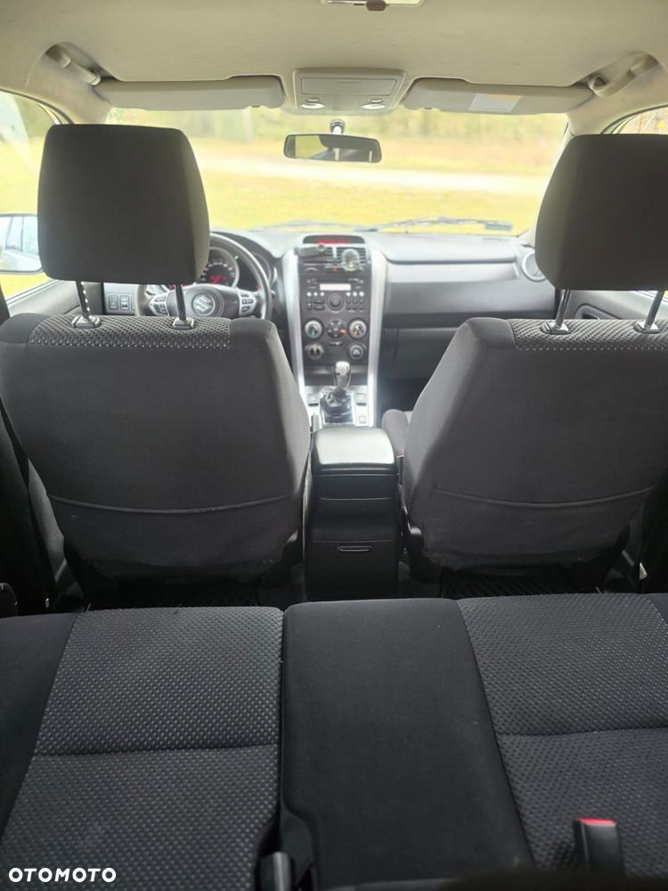 Suzuki Grand Vitara 1.9 DDiS - 12