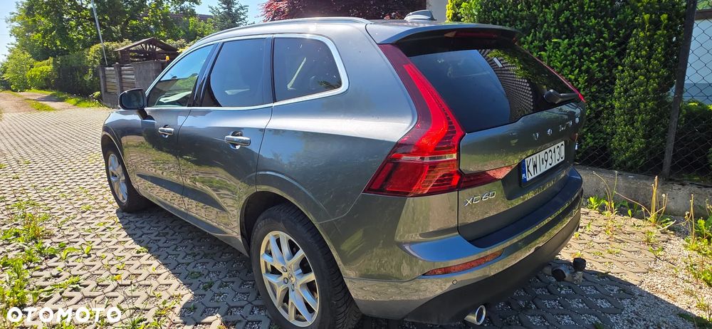 Volvo XC 60 D4 AWD Momentum - 8