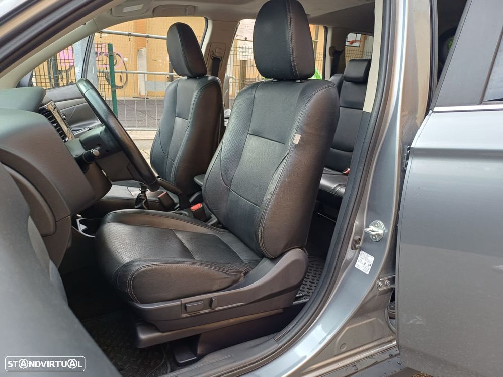 Mitsubishi Outlander 2.2 DI-D Intense+ - 6