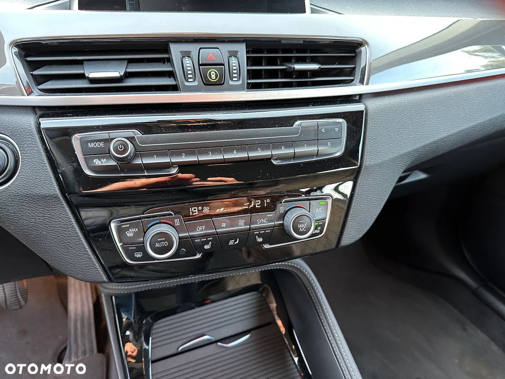 BMW X1 - 16