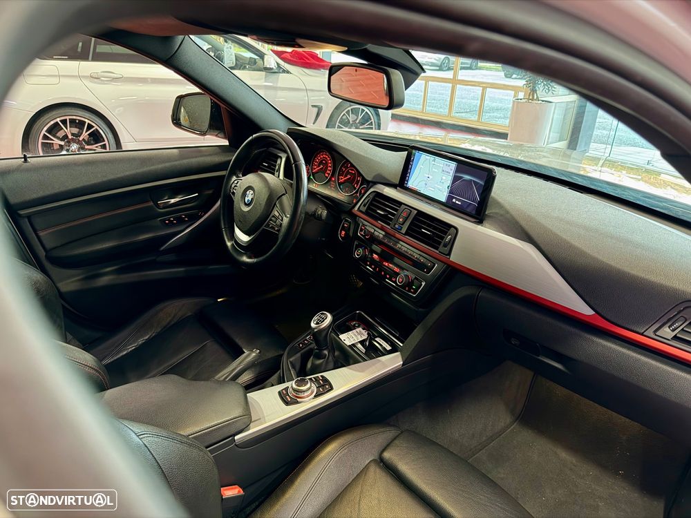 BMW 320 d xDrive Sport Line - 18