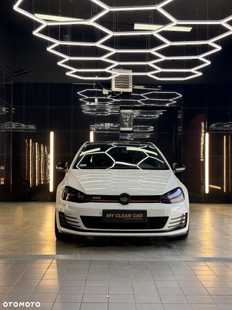 Volkswagen Golf 2.0 TSI BMT GTI Performance DSG - 3