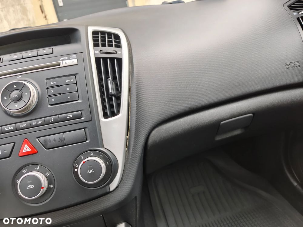 Kia Ceed 1.6 S - 20