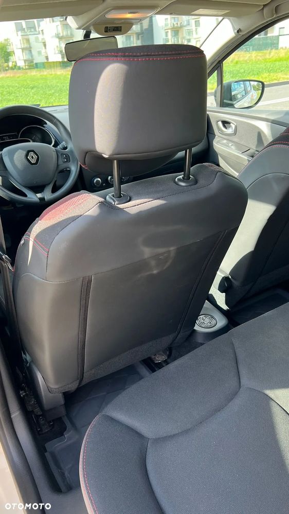 Renault Clio 1.2 16V Life - 11