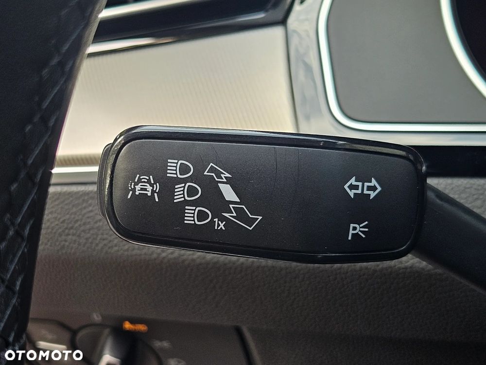 Volkswagen Arteon 2.0 TDI SCR DSG Elegance - 21