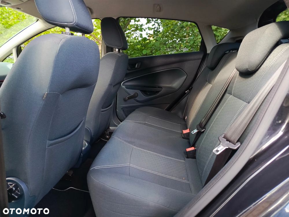 Ford Fiesta 1.25 Ambiente - 29
