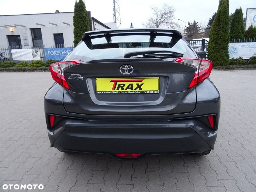 Toyota C-HR - 8