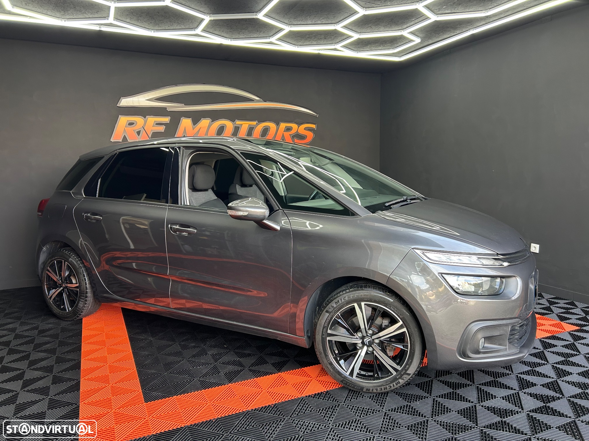 Citroën C4 Spacetourer BlueHDi 120 Stop&Start SELECTION - 19