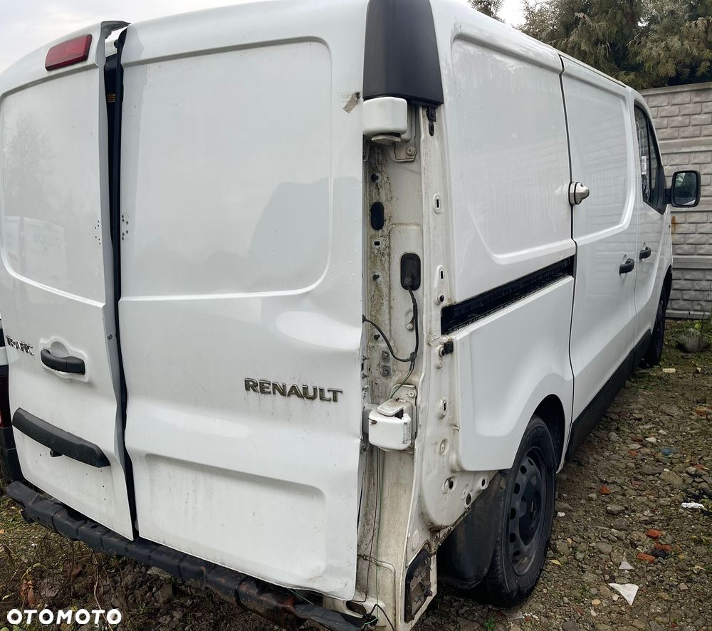 Renault Trafic - 13
